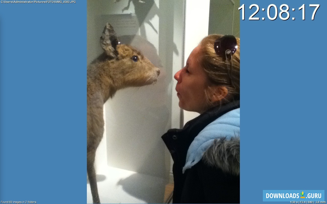 Random Photo Screensaver